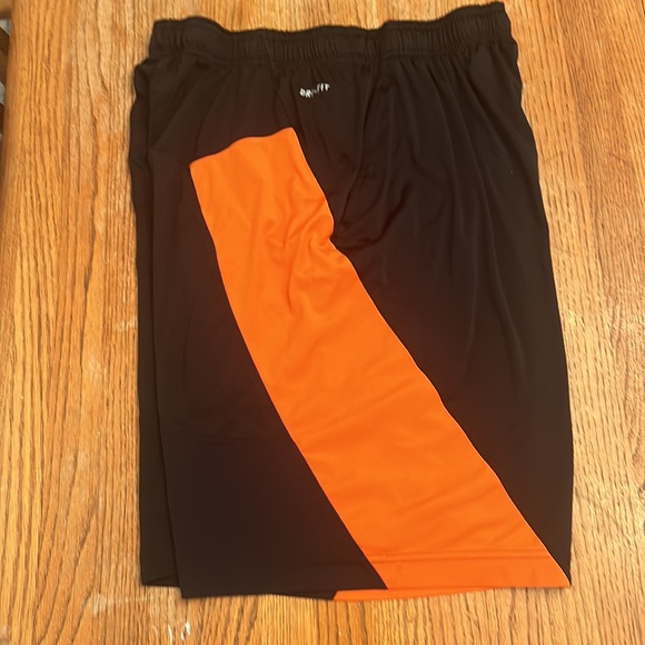 Nike MLB Baltimore Orioles Dri-Fit Shorts - Picture 4 of 6